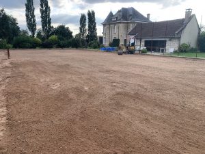 Tennisterrein in renovatie fase